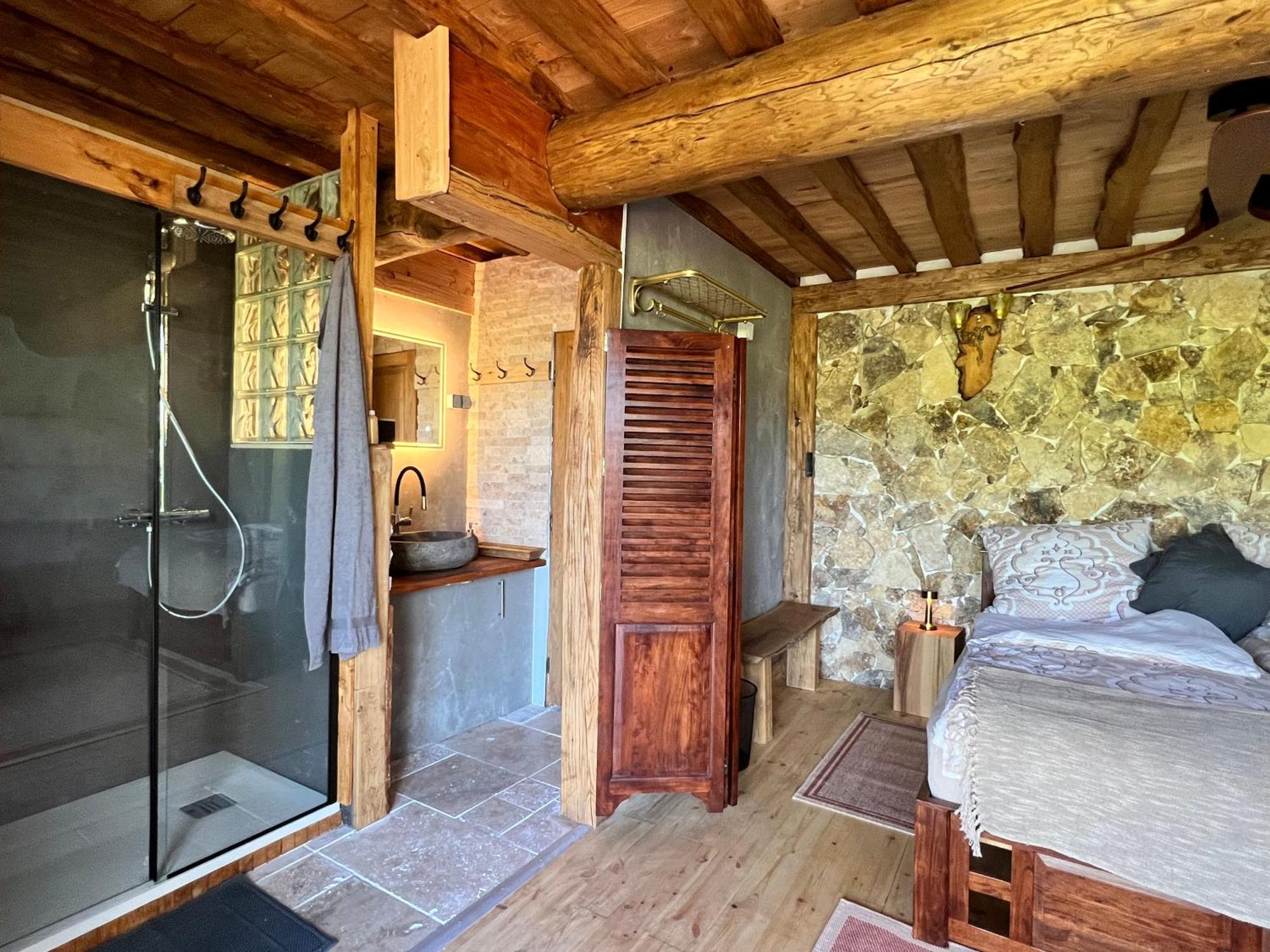Les Magnels Bed & Breakfast Valleraugue Eksteriør bilde